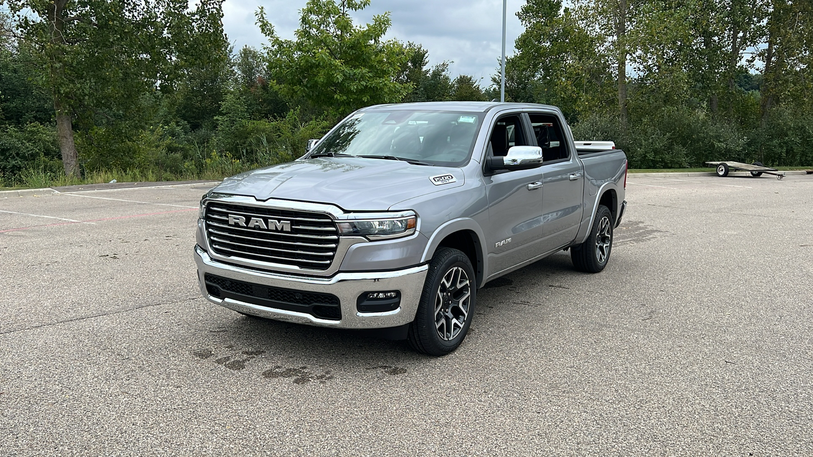 2025 Ram 1500 Laramie 8