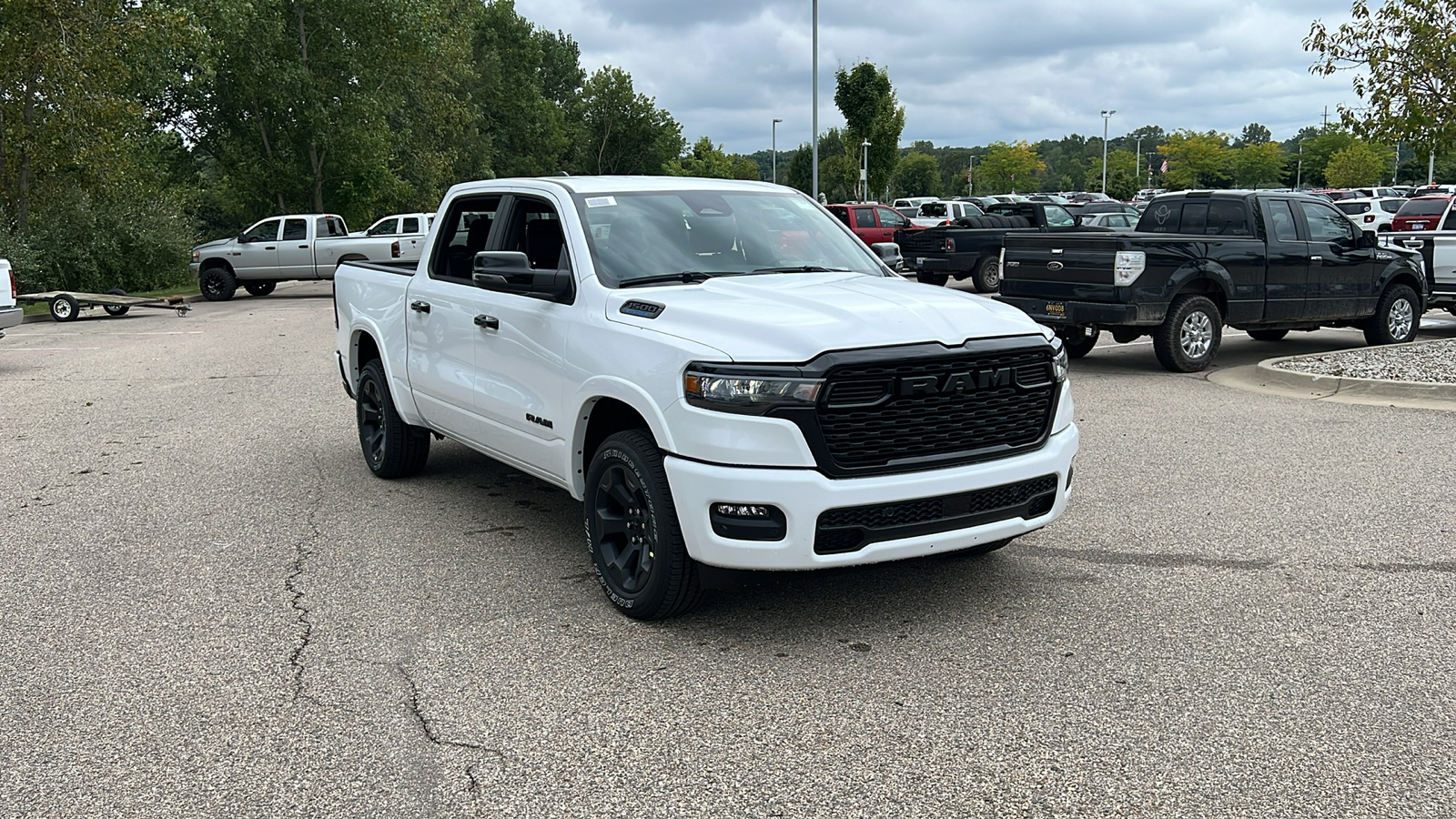 2025 Ram 1500 Big Horn/Lone Star 2