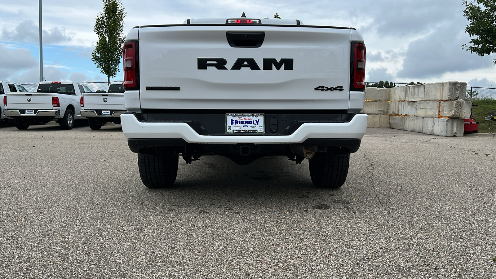 2025 Ram 1500 Big Horn/Lone Star 14