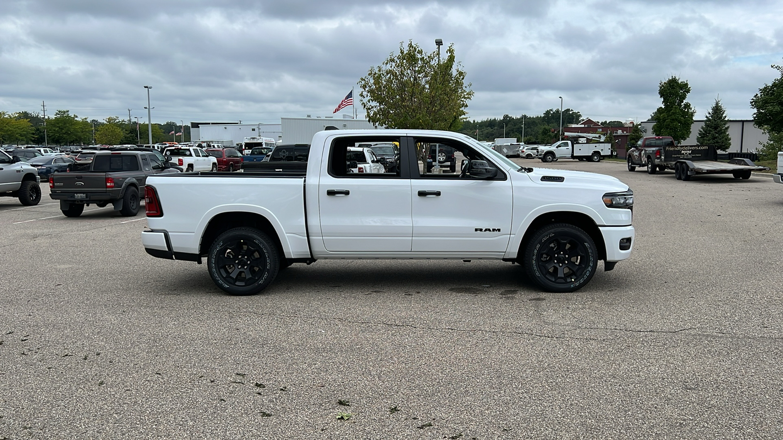 2025 Ram 1500 Big Horn/Lone Star 3