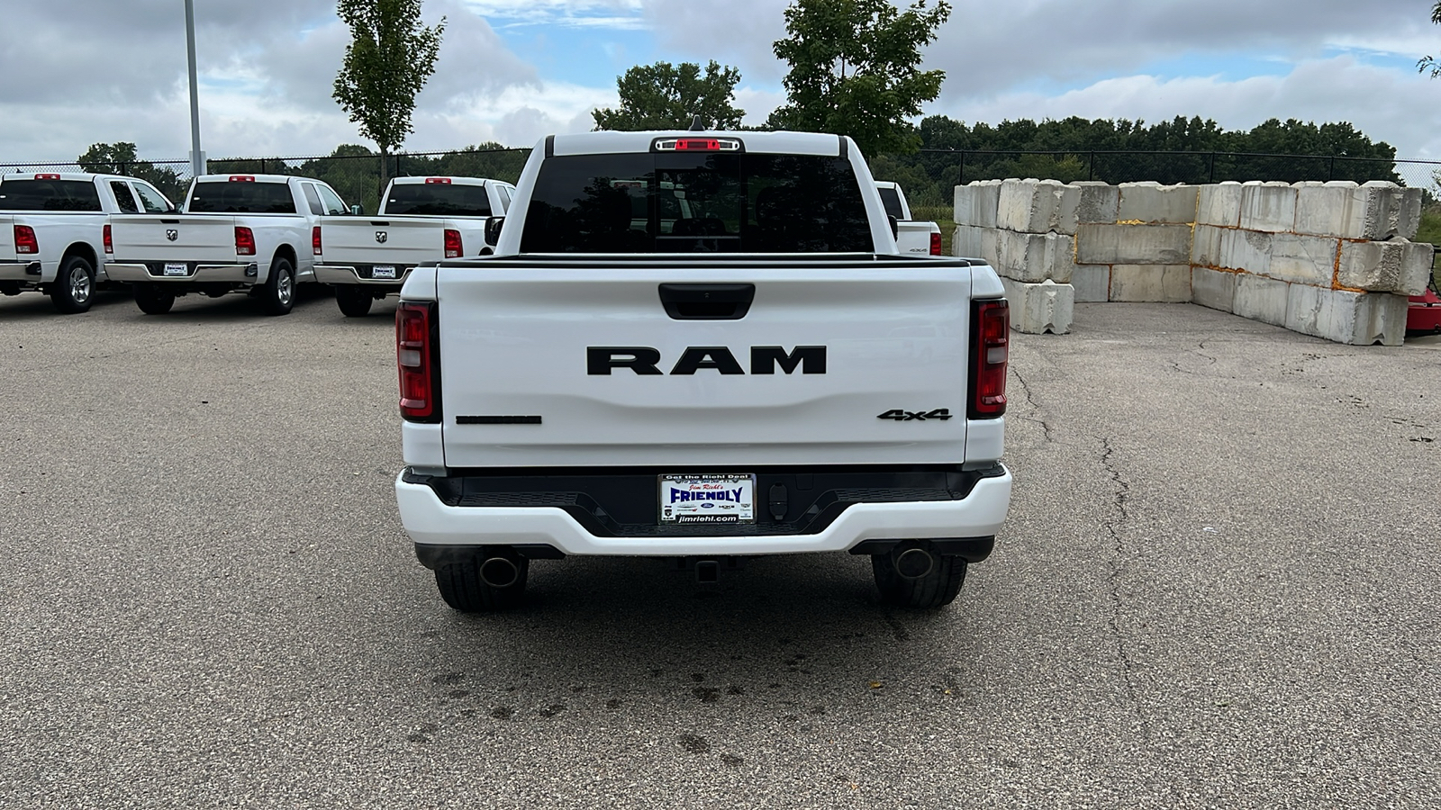 2025 Ram 1500 Big Horn/Lone Star 5