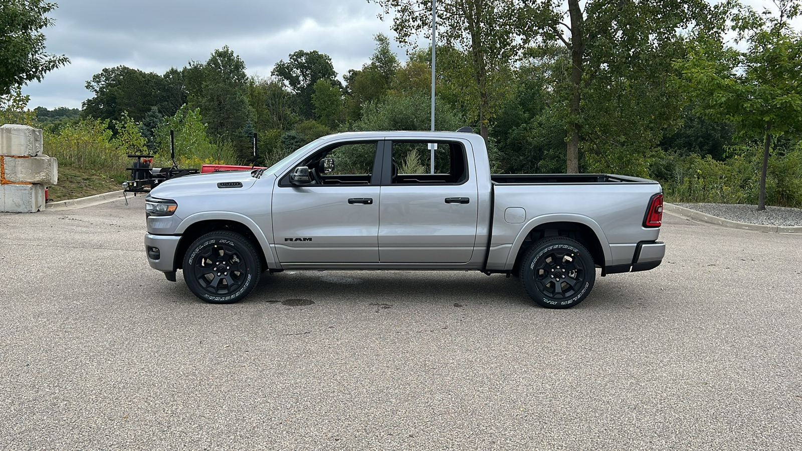 2025 Ram 1500 Big Horn/Lone Star 7