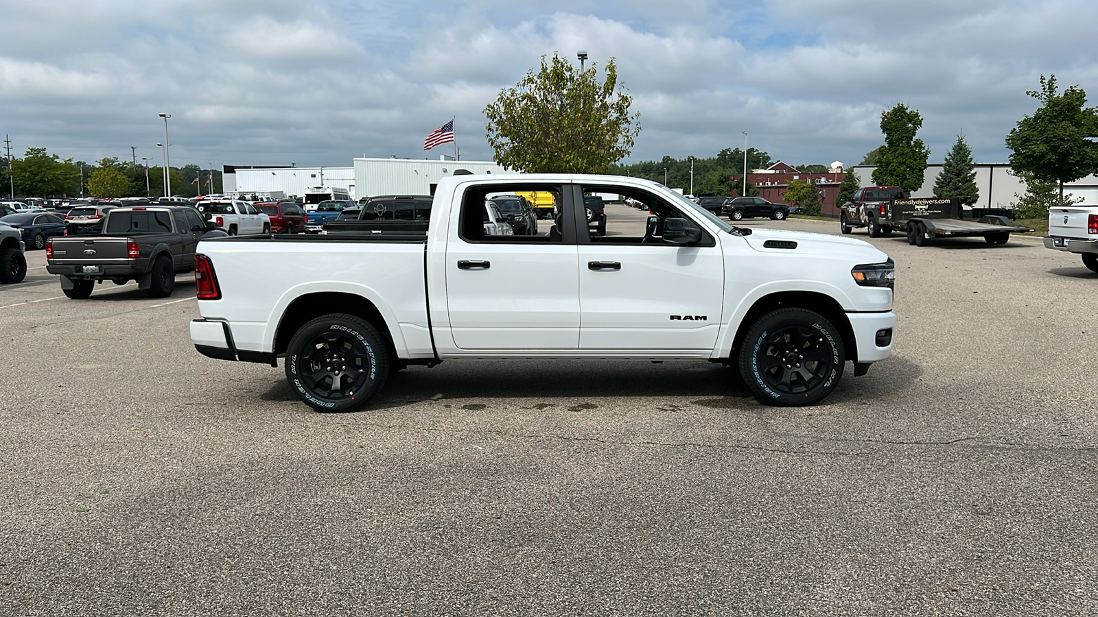 2025 Ram 1500 Big Horn/Lone Star 3