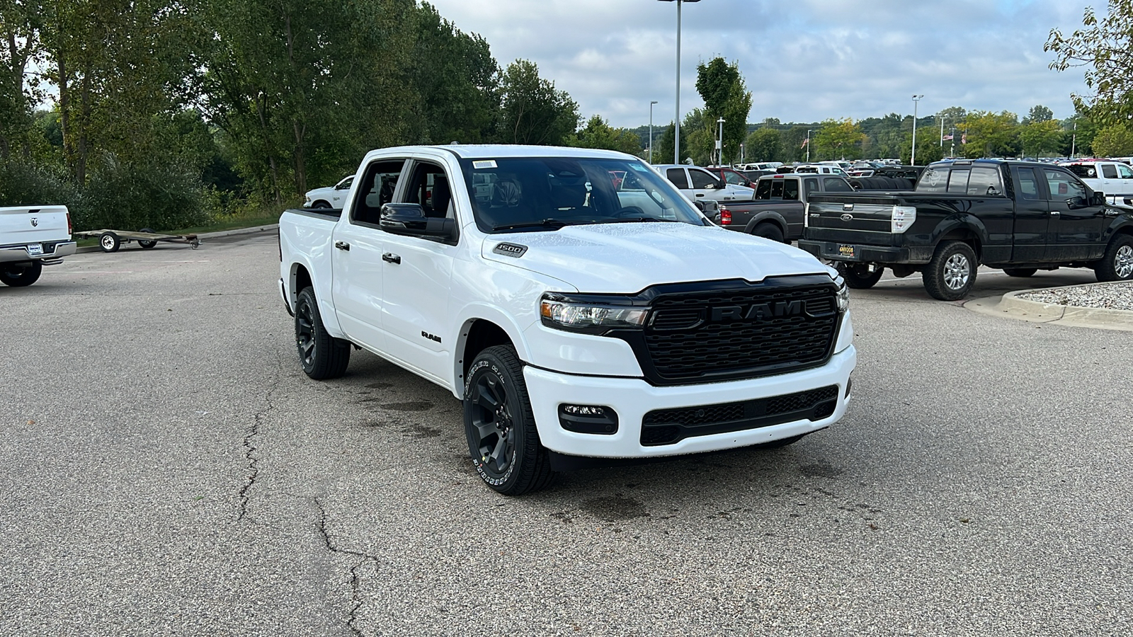 2025 Ram 1500 Big Horn/Lone Star 2