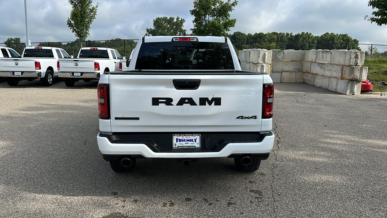 2025 Ram 1500 Big Horn/Lone Star 5