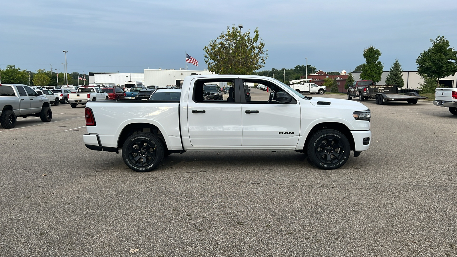 2025 Ram 1500 Big Horn/Lone Star 3