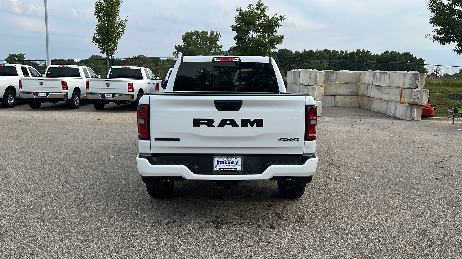 2025 Ram 1500 Big Horn/Lone Star 5