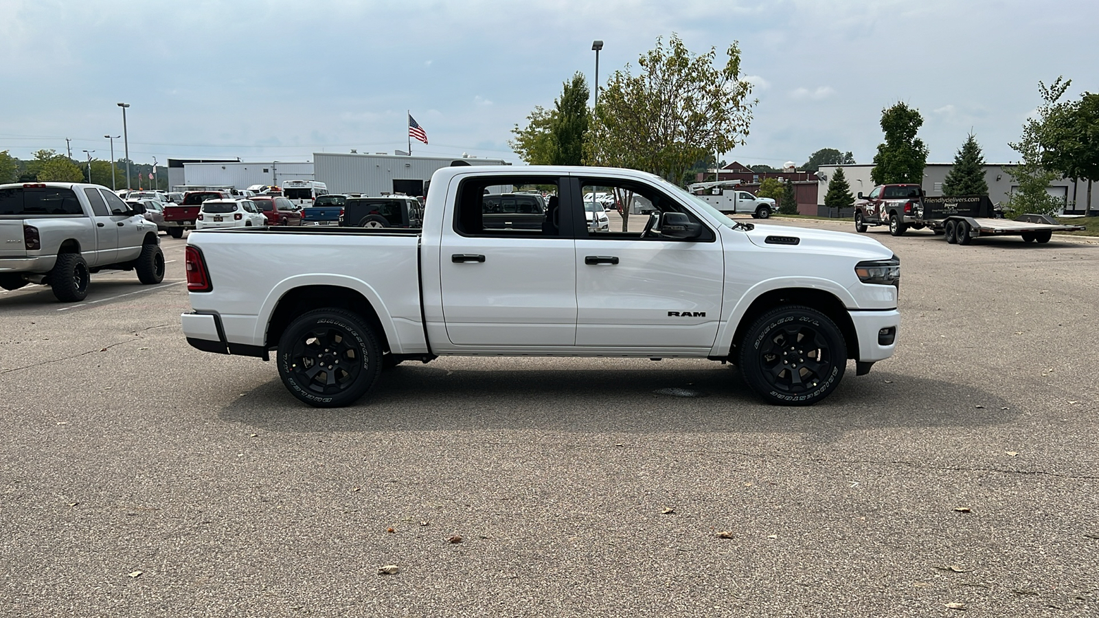 2025 Ram 1500 Big Horn/Lone Star 3