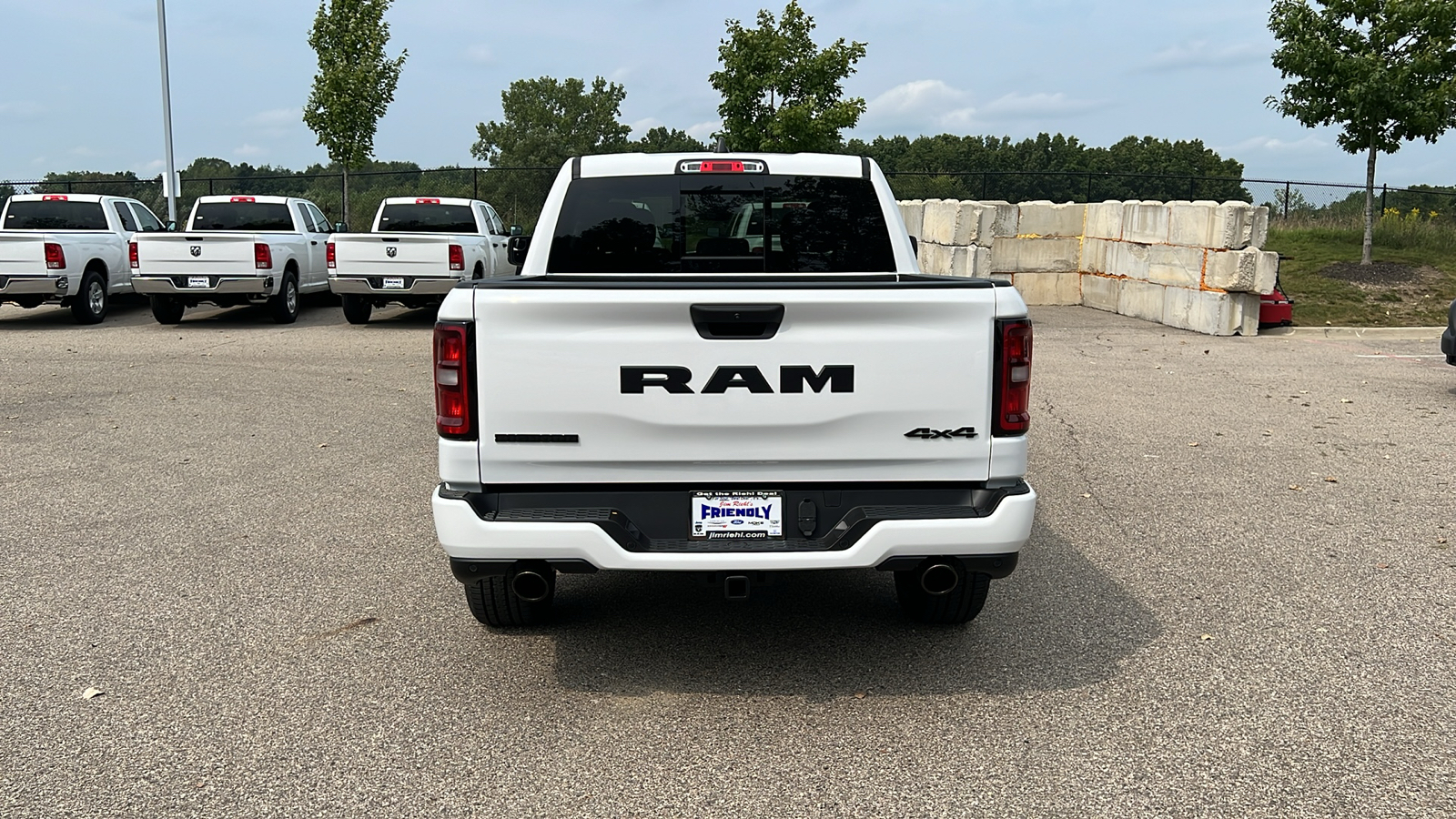 2025 Ram 1500 Big Horn/Lone Star 5