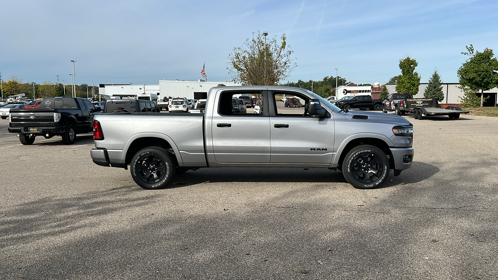 2025 Ram 1500 Big Horn/Lone Star 2