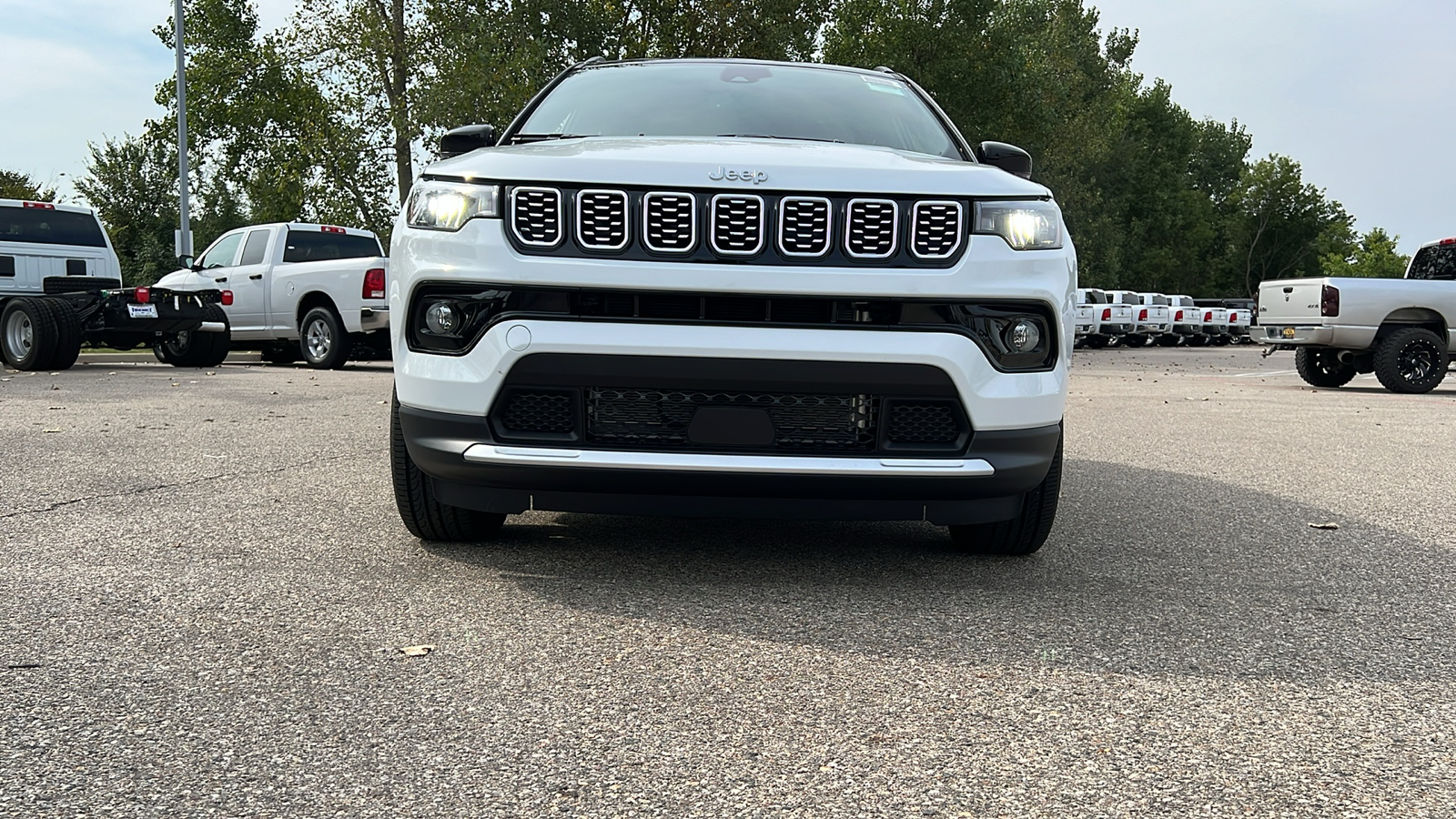 2025 Jeep Compass Limited 12