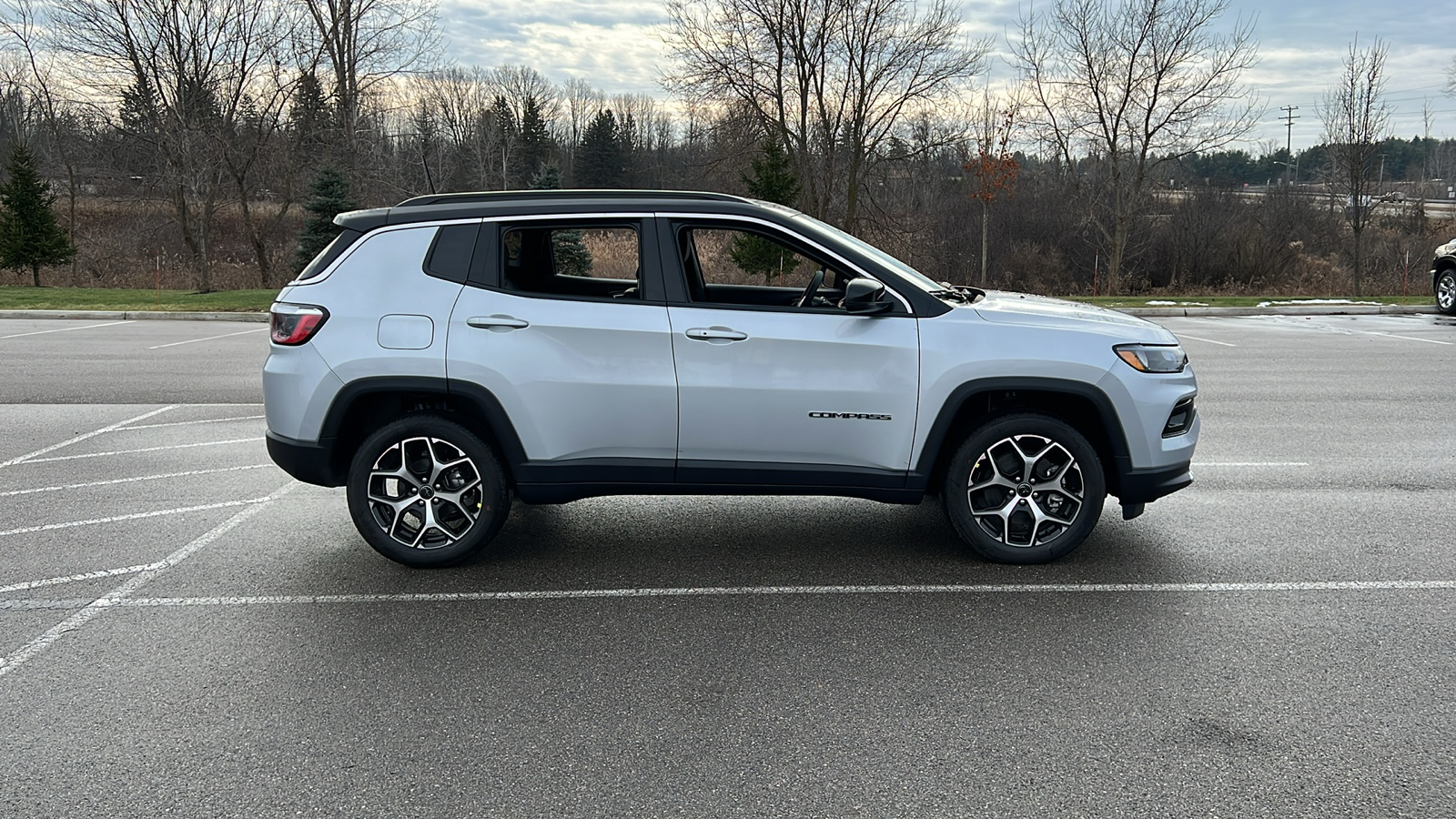 2025 Jeep Compass Limited 3