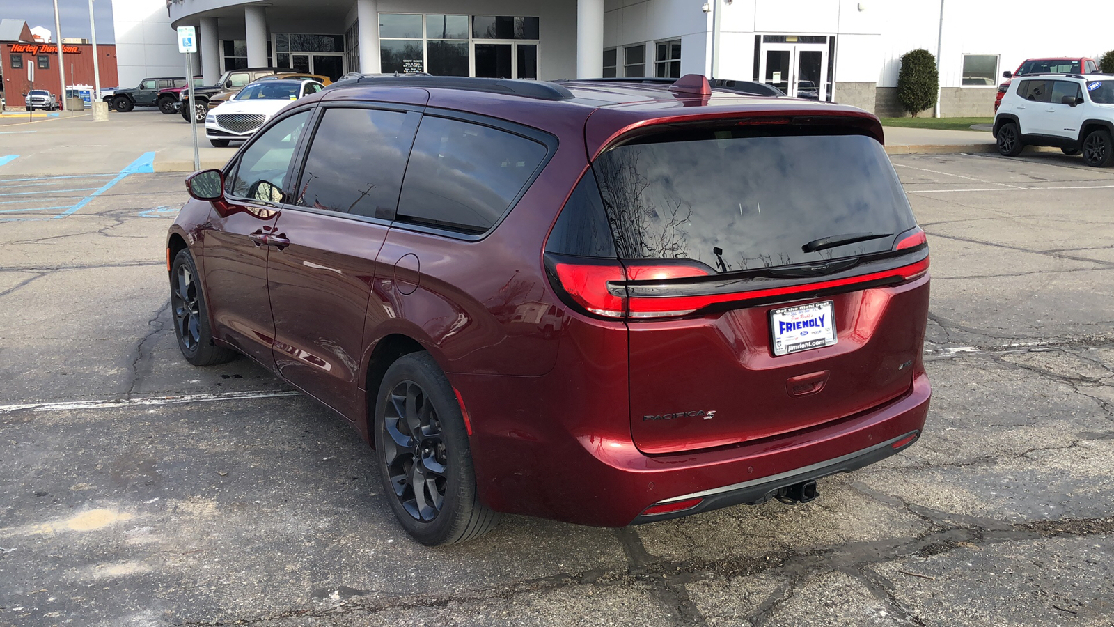 2021 Chrysler Pacifica Touring L 6