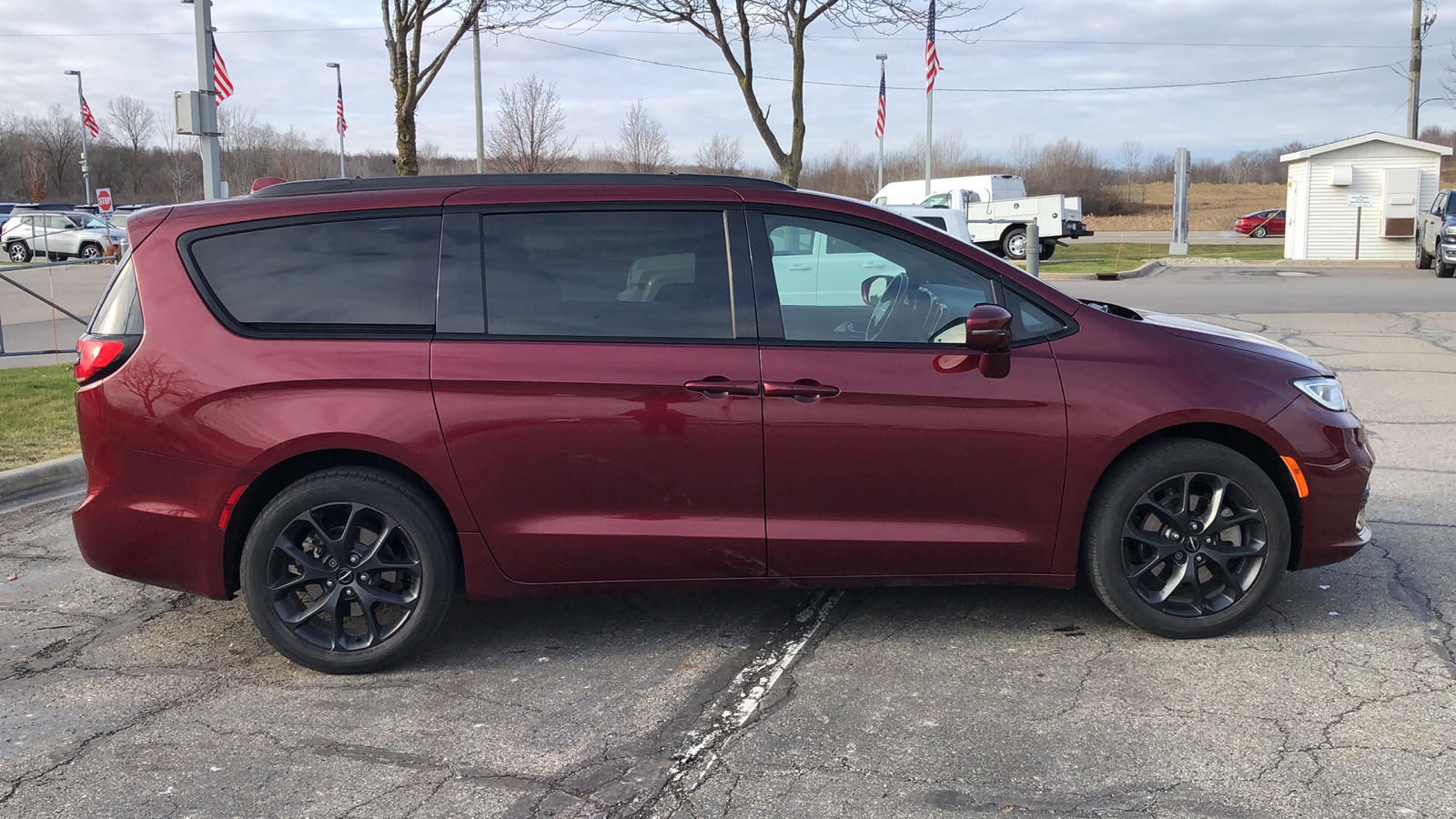 2021 Chrysler Pacifica Touring L 9