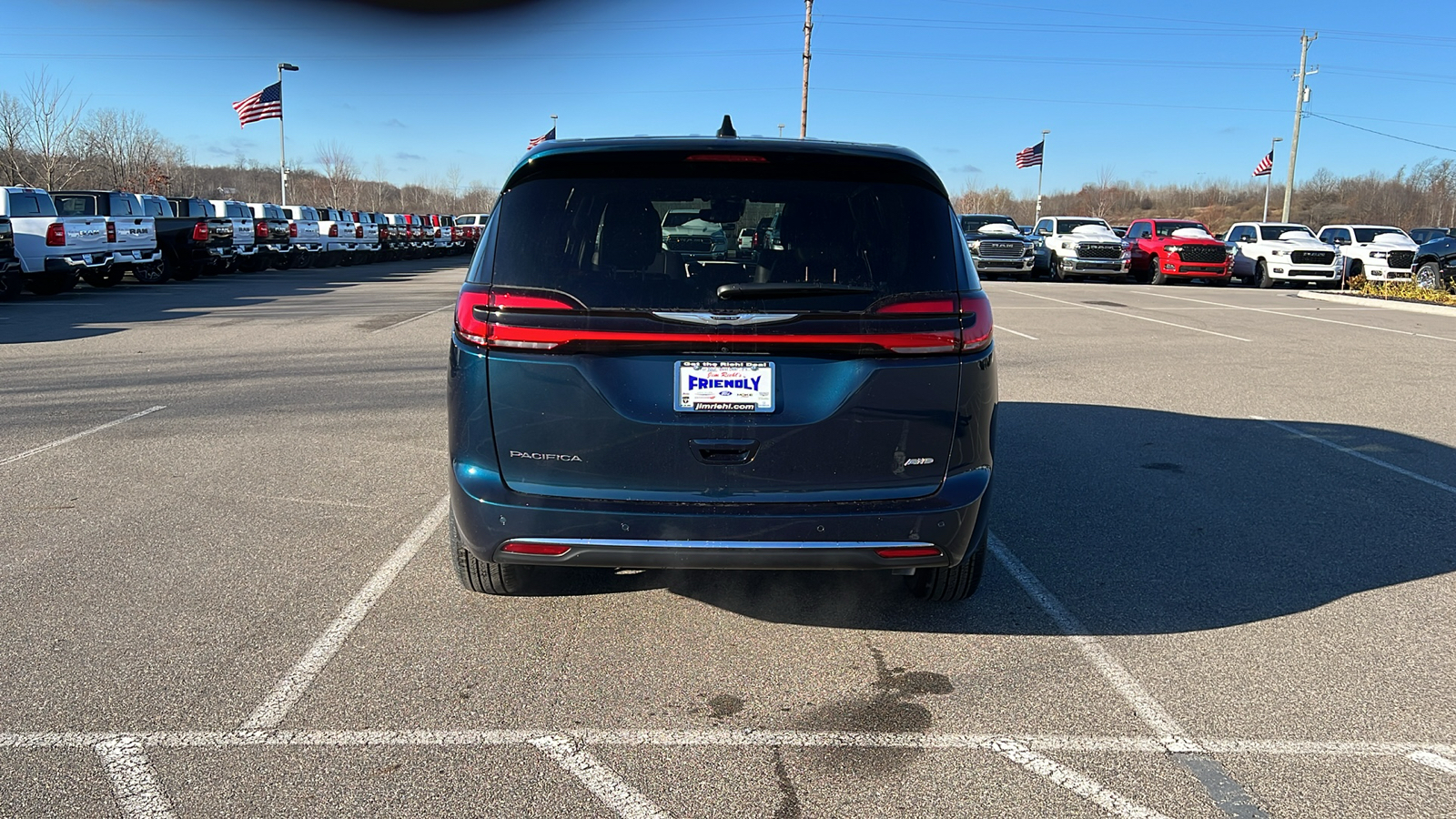 2025 Chrysler Pacifica  6