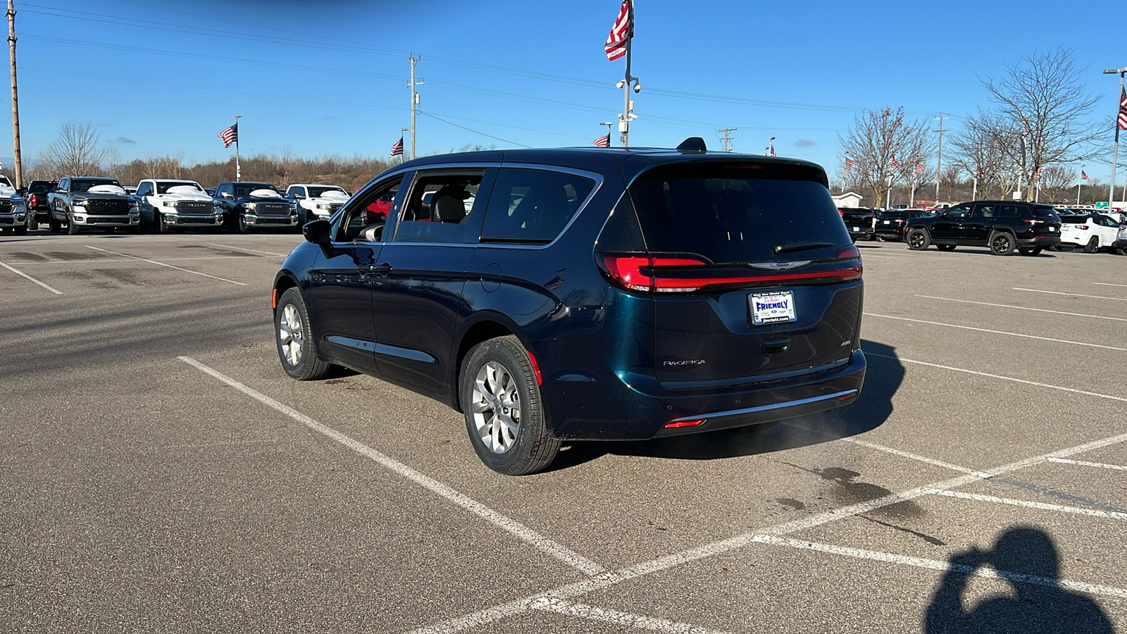 2025 Chrysler Pacifica  7