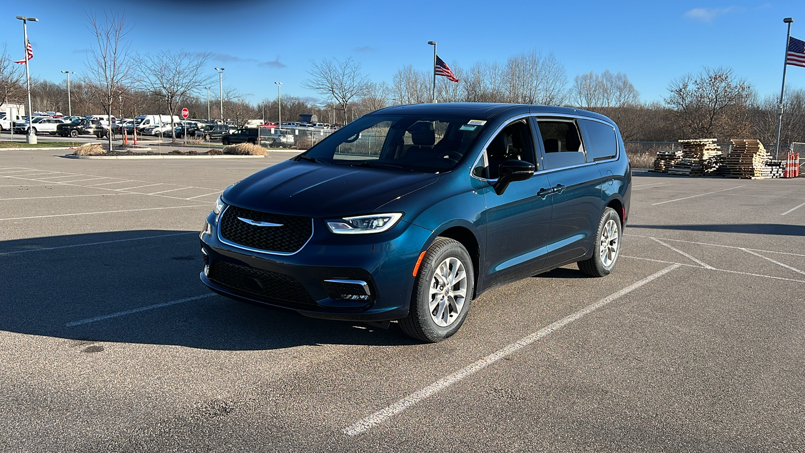 2025 Chrysler Pacifica  9