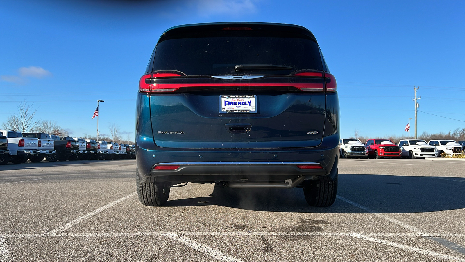 2025 Chrysler Pacifica  15