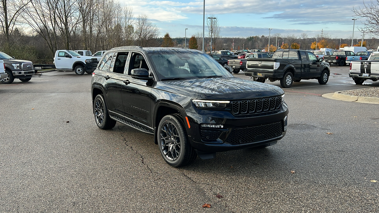 2025 Jeep Grand Cherokee Summit 2