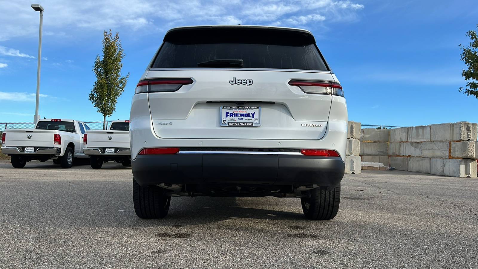 2025 Jeep Grand Cherokee L Limited 14