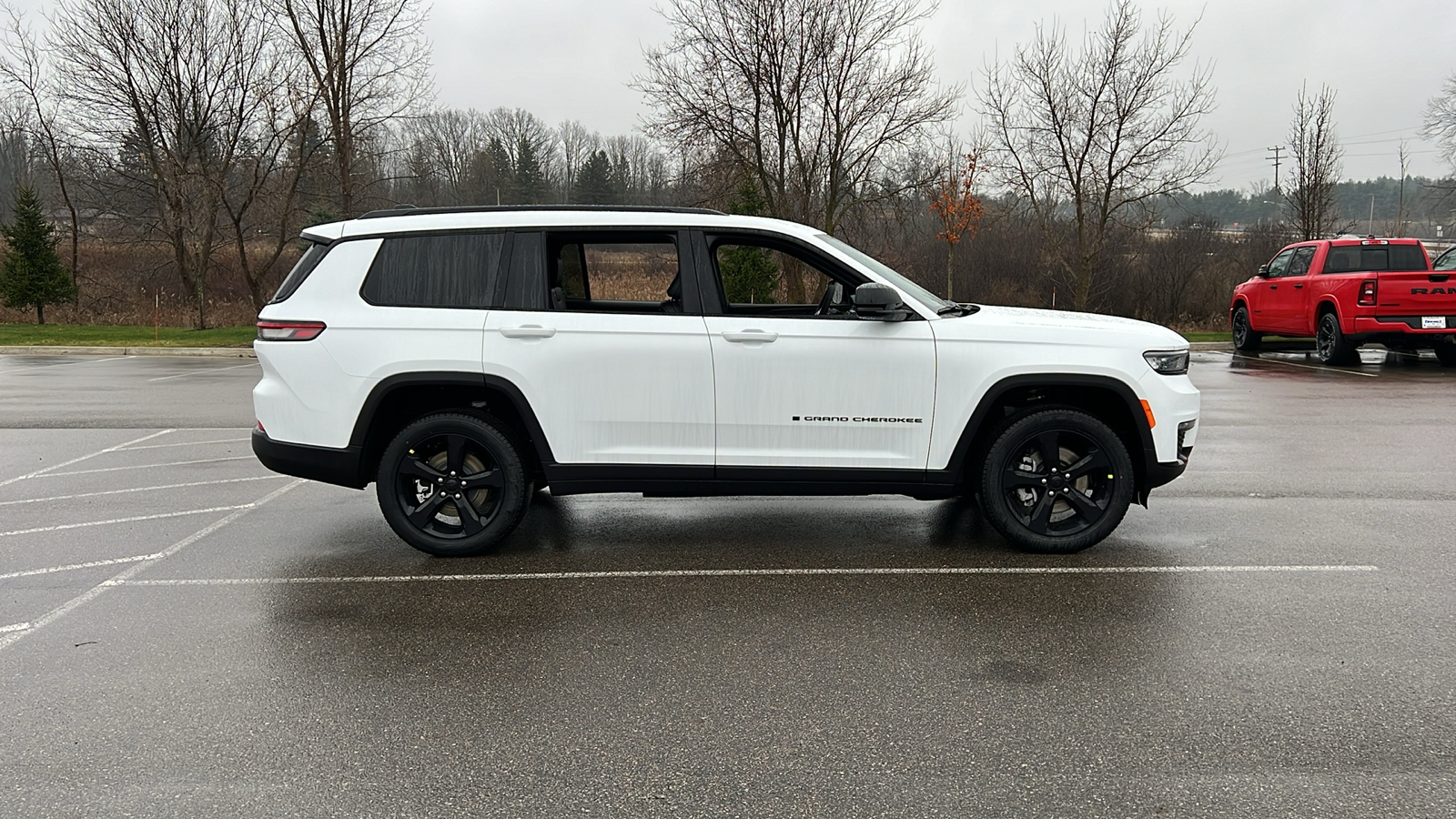 2025 Jeep Grand Cherokee L Limited 3