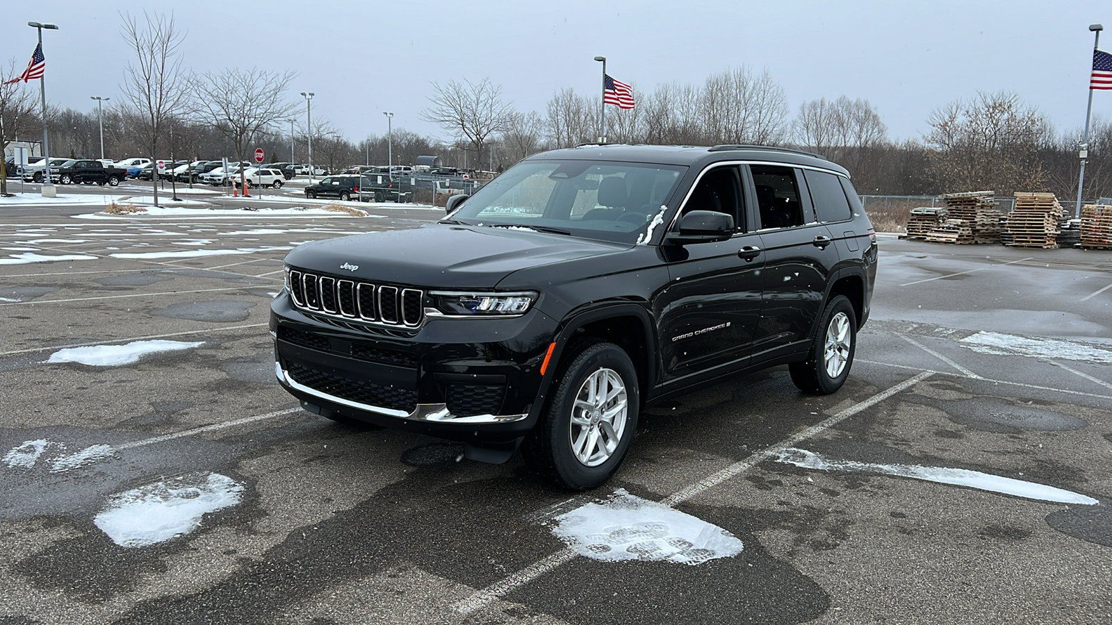 2025 Jeep Grand Cherokee L Laredo 8