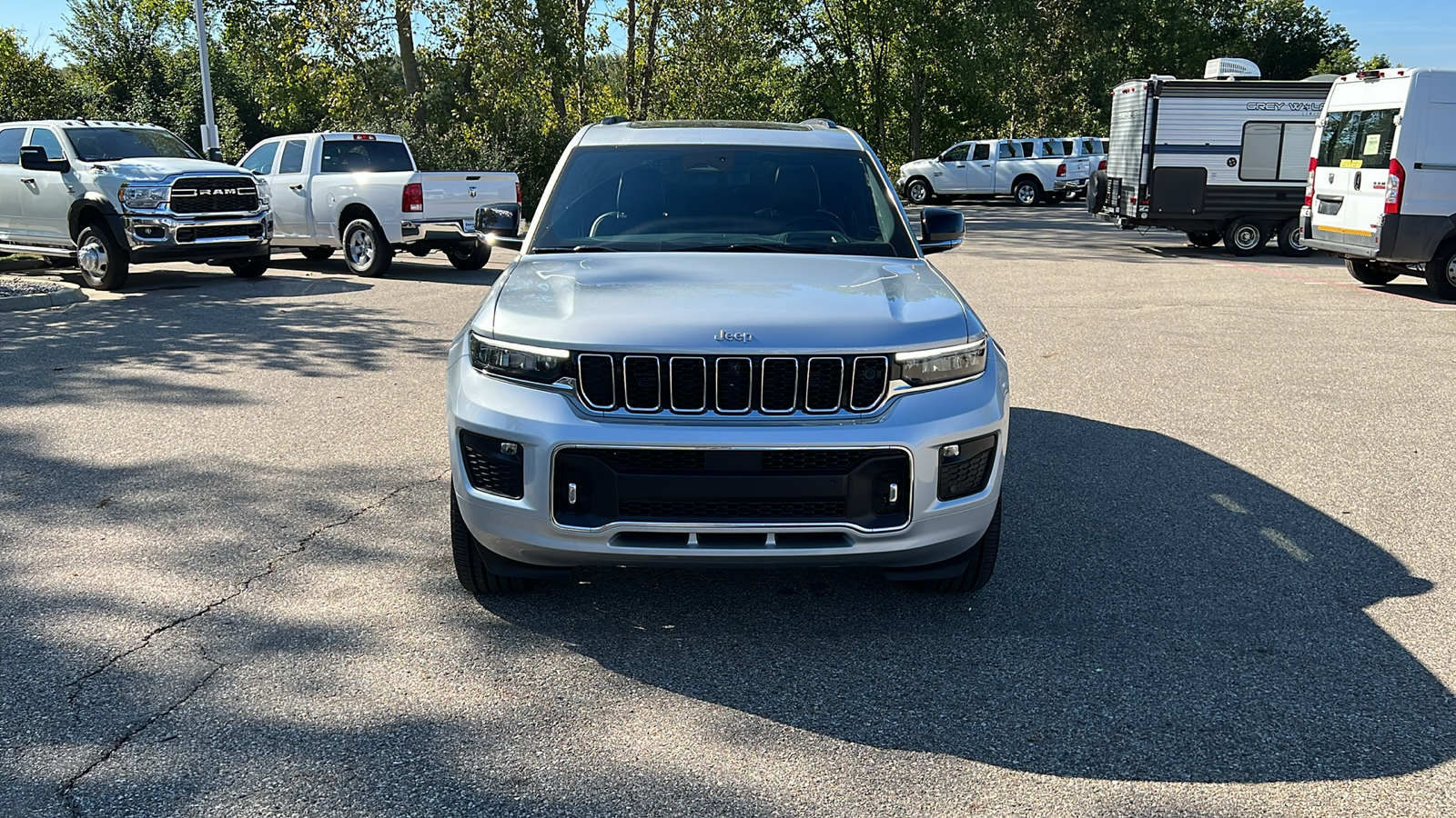 2024 Jeep Grand Cherokee L Overland 9