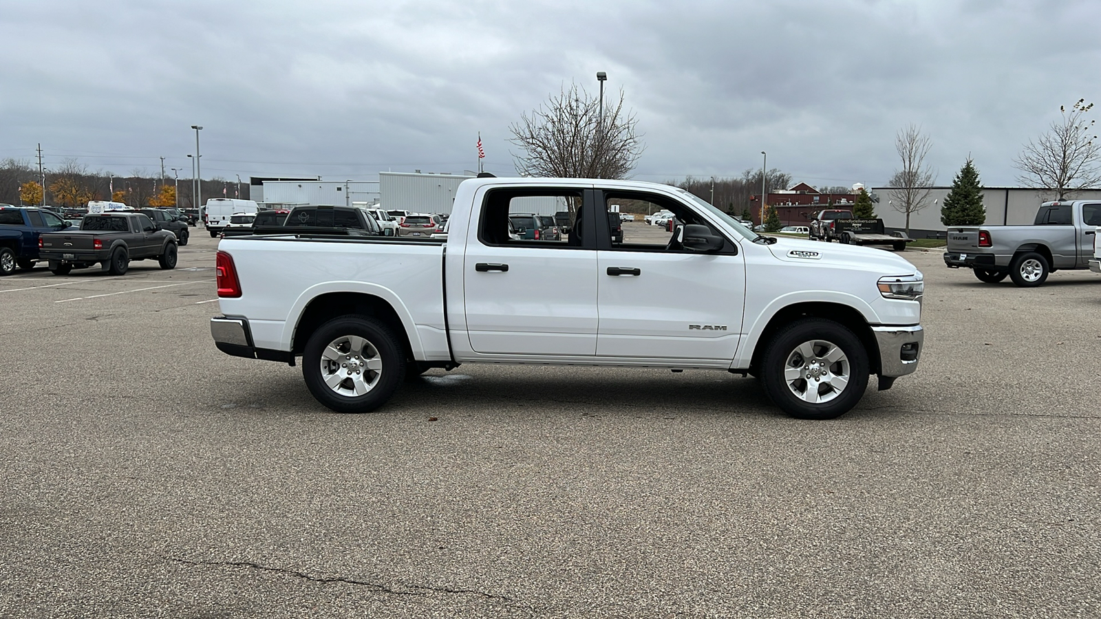 2025 Ram 1500 Big Horn/Lone Star 3