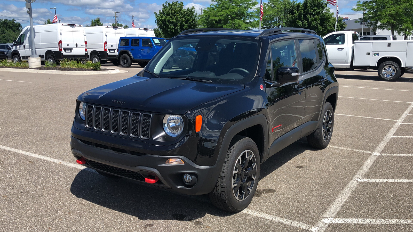 2023 Jeep Renegade Trailhawk 2