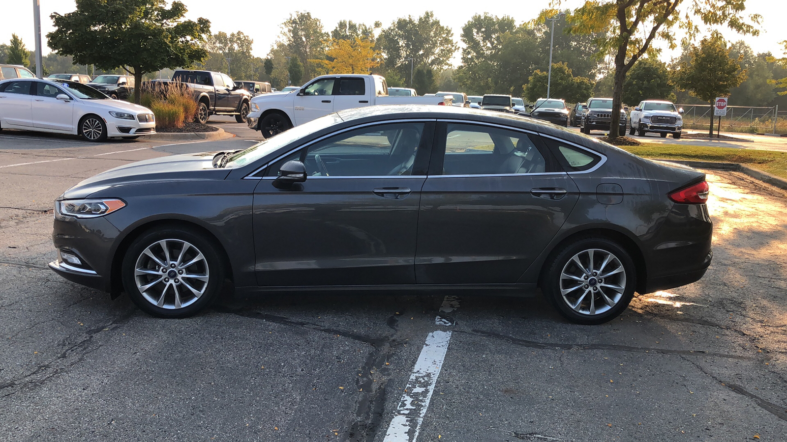 2017 Ford Fusion SE 3