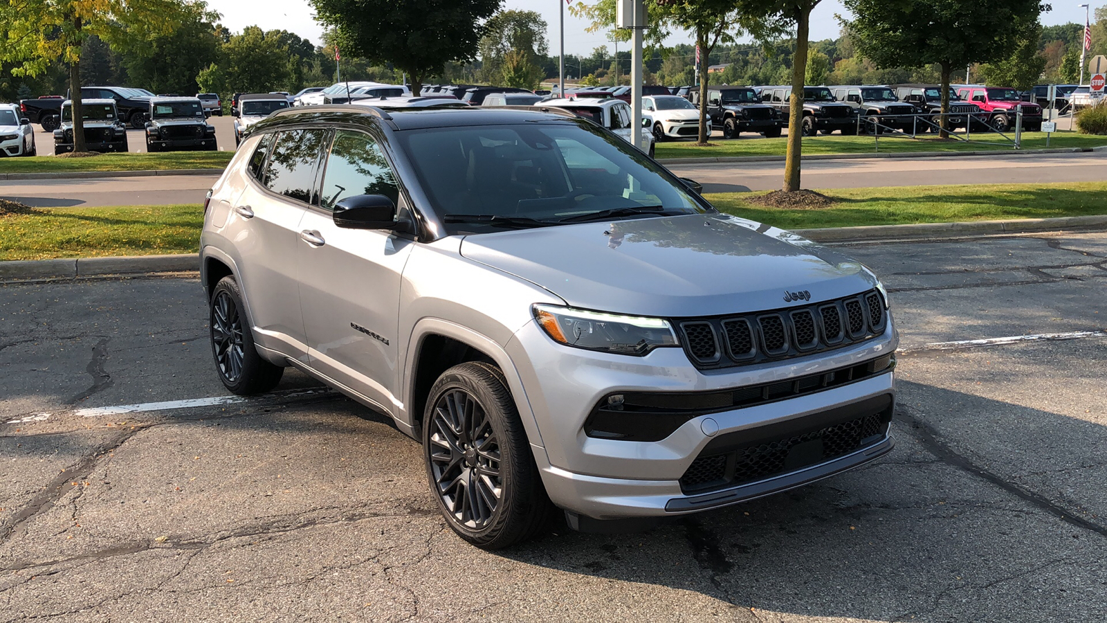 2023 Jeep Compass High Altitude 8