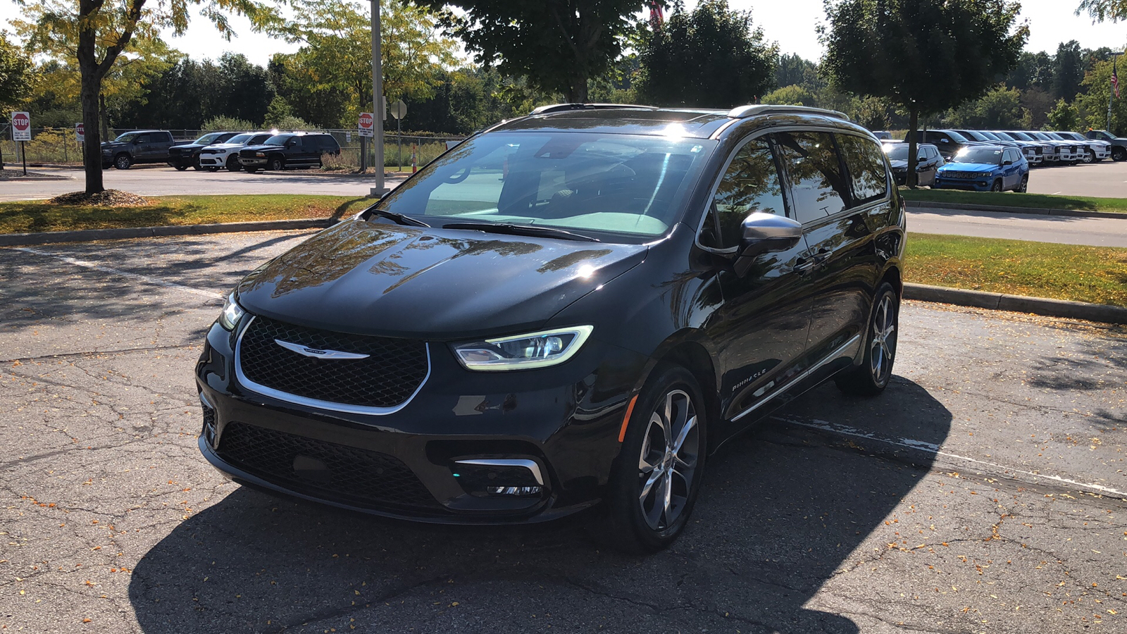 2021 Chrysler Pacifica Pinnacle 2