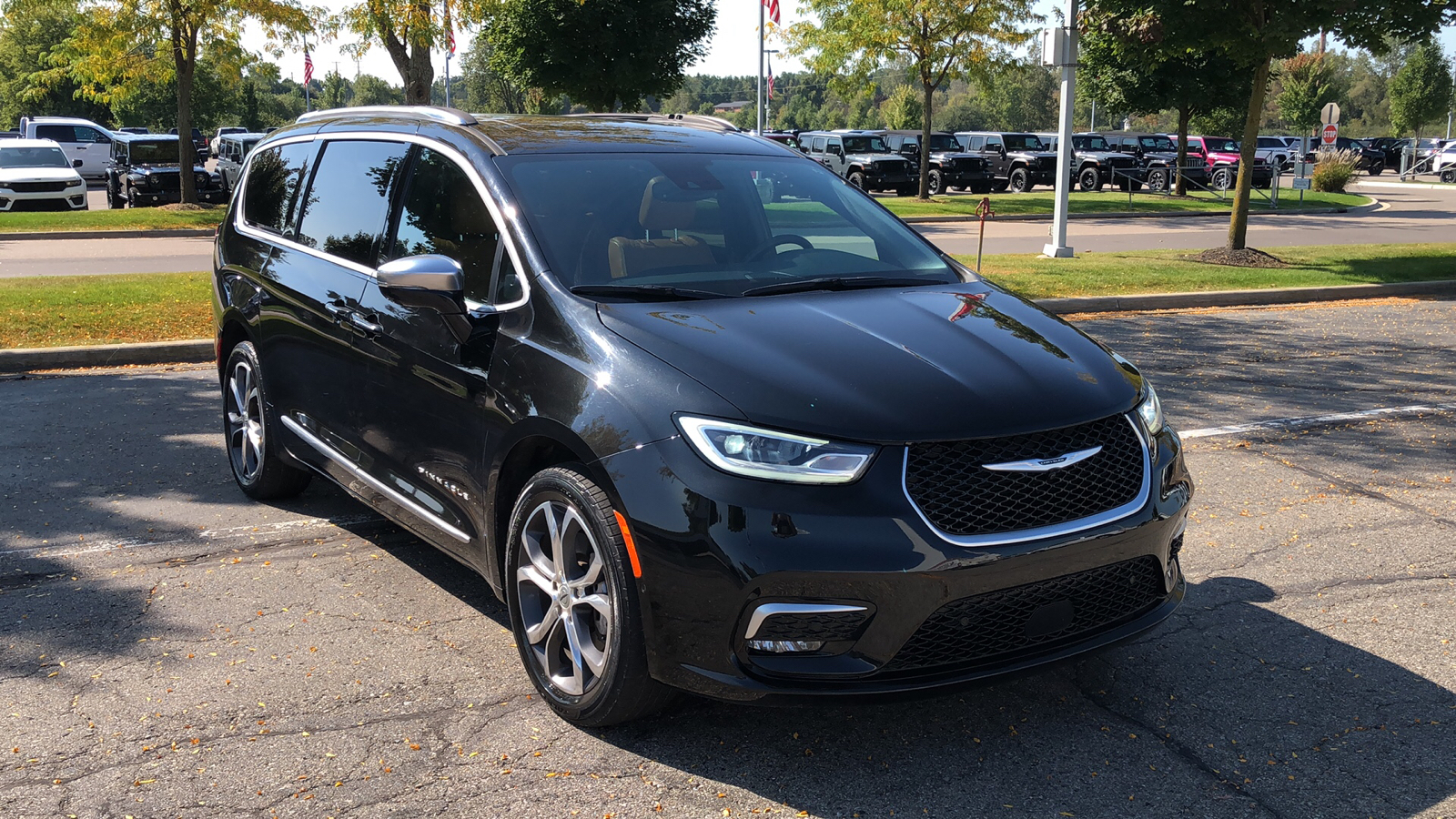 2021 Chrysler Pacifica Pinnacle 8