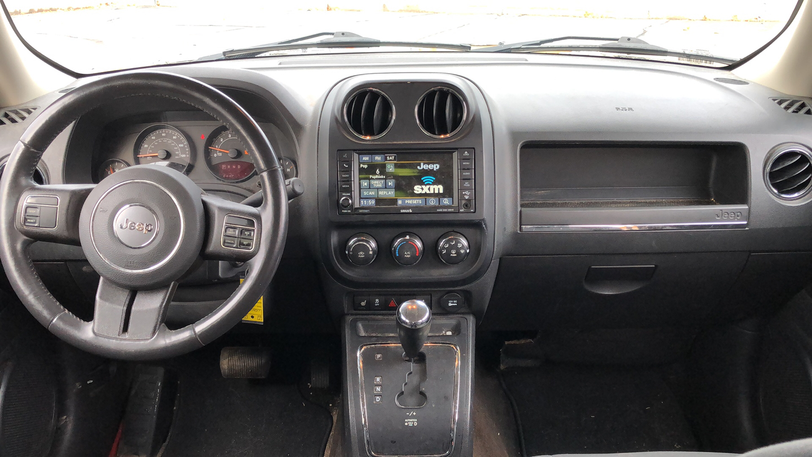 2014 Jeep Patriot Latitude 26