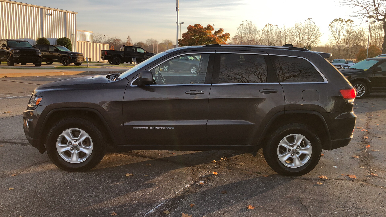 2014 Jeep Grand Cherokee Laredo 3