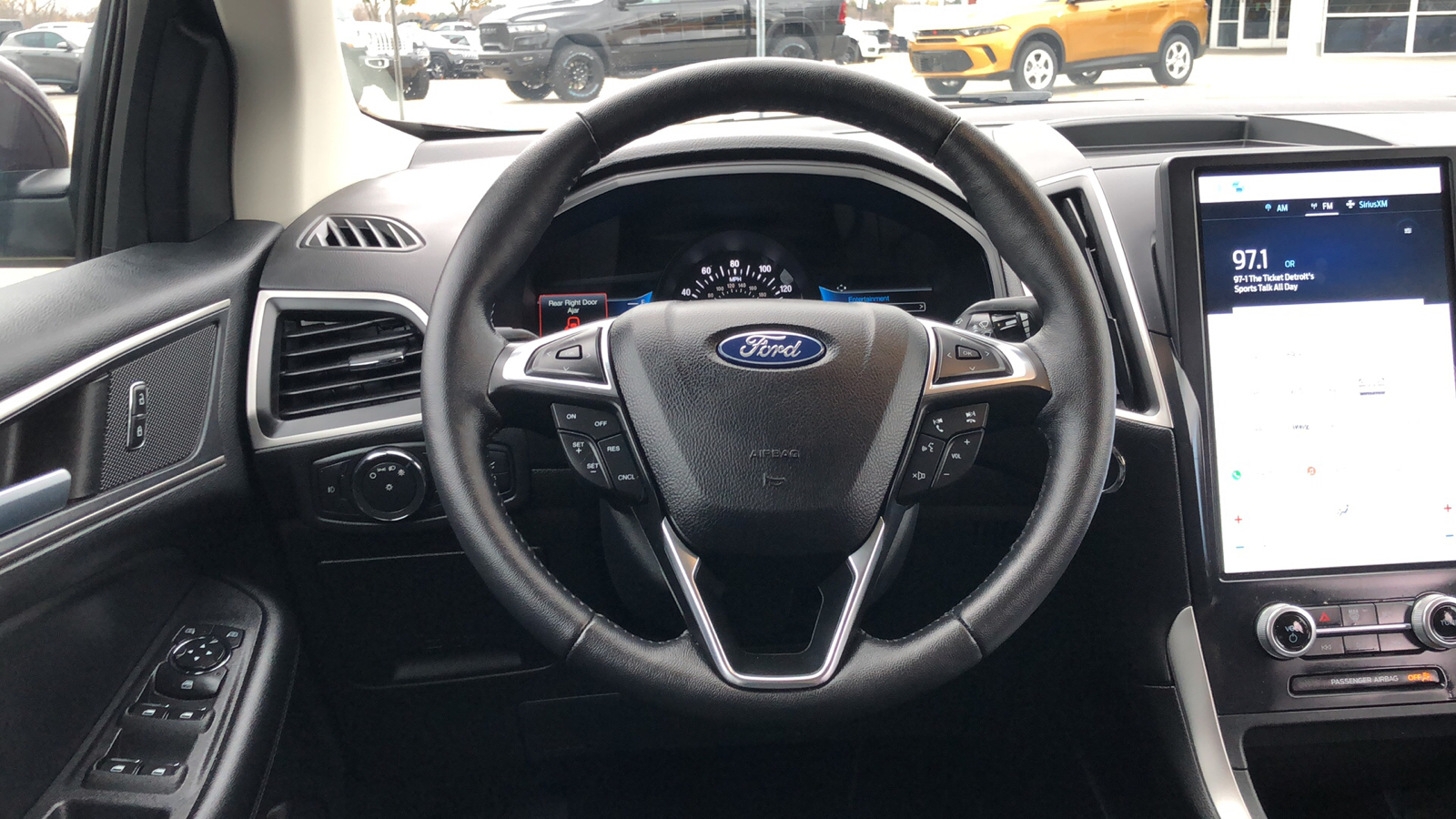 2022 Ford Edge SEL 27