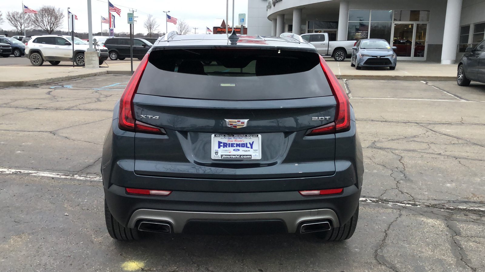 2019 Cadillac XT4 Premium Luxury 3