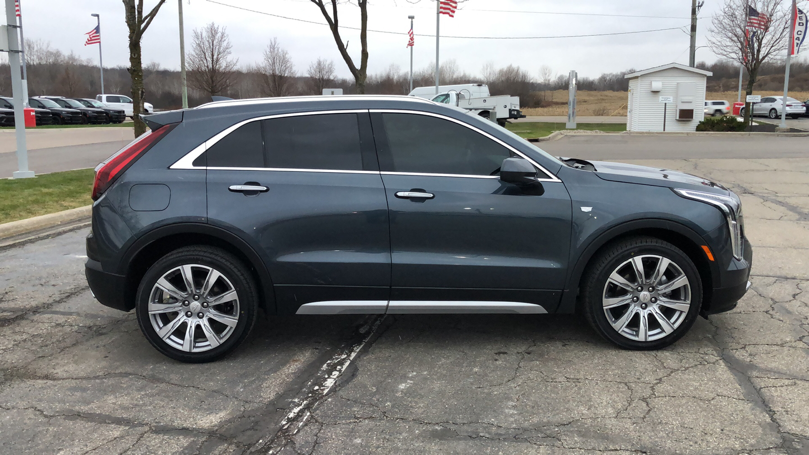 2019 Cadillac XT4 Premium Luxury 5