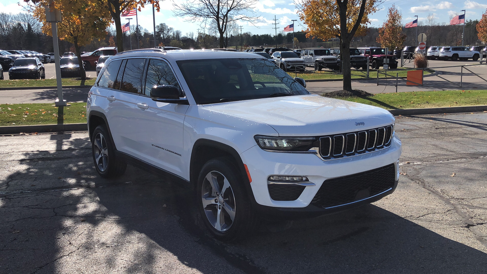 2023 Jeep Grand Cherokee Limited 8