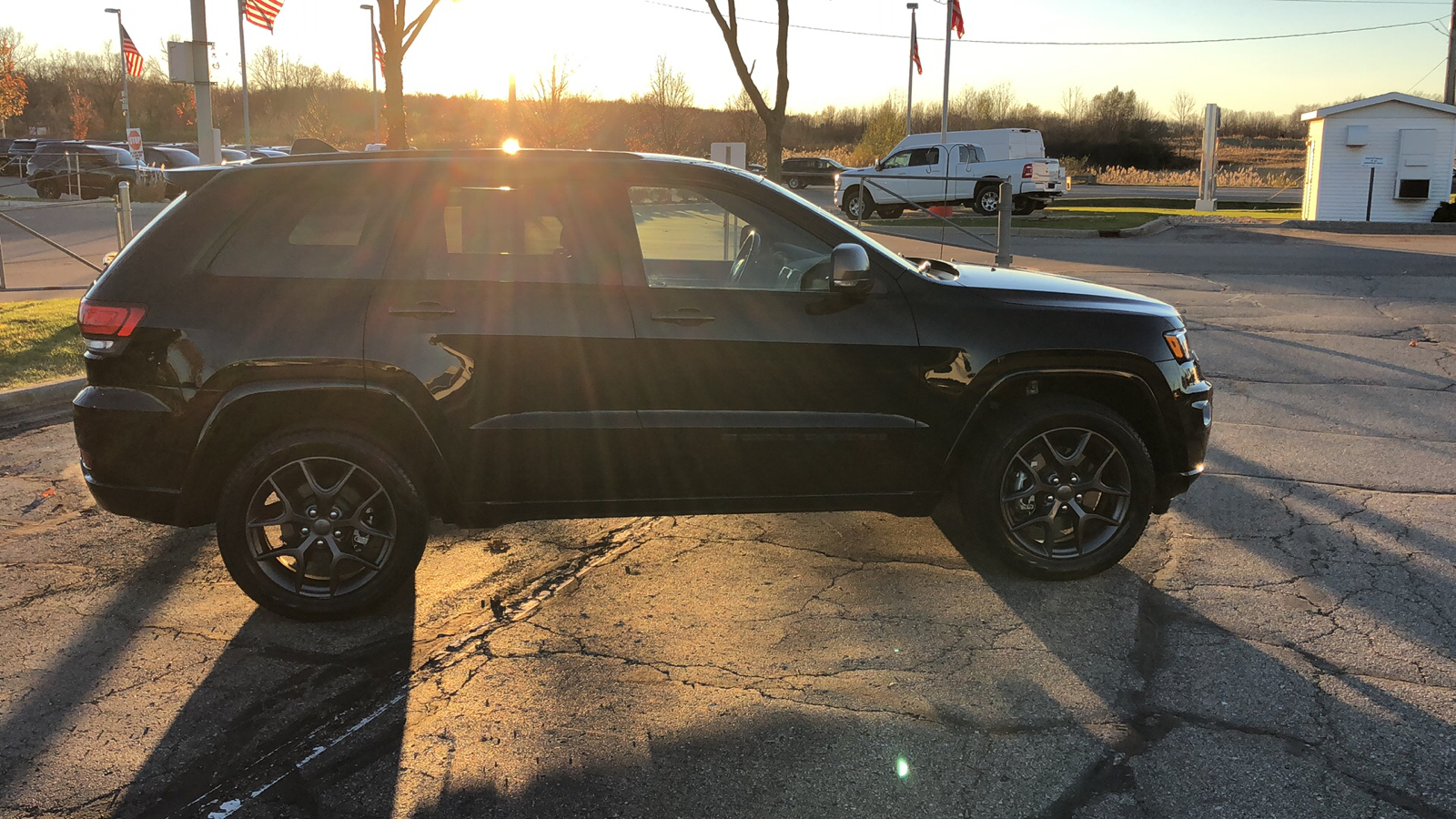 2021 Jeep Grand Cherokee 80th Anniversary Edition 8