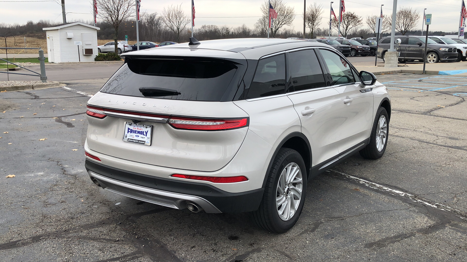 2023 Lincoln Corsair Standard 6