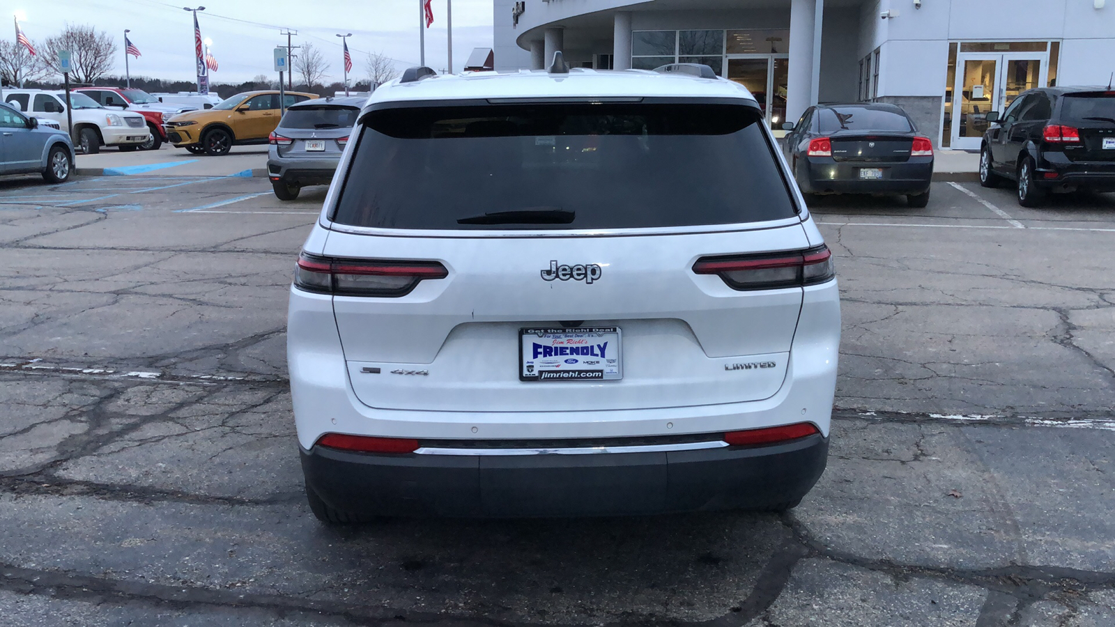 2022 Jeep Grand Cherokee L Limited 5