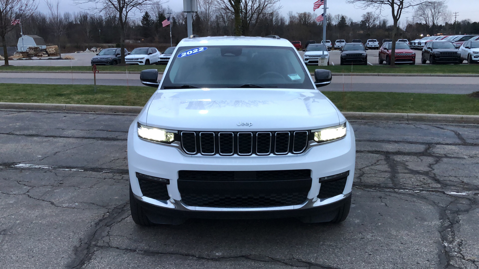 2022 Jeep Grand Cherokee L Limited 9