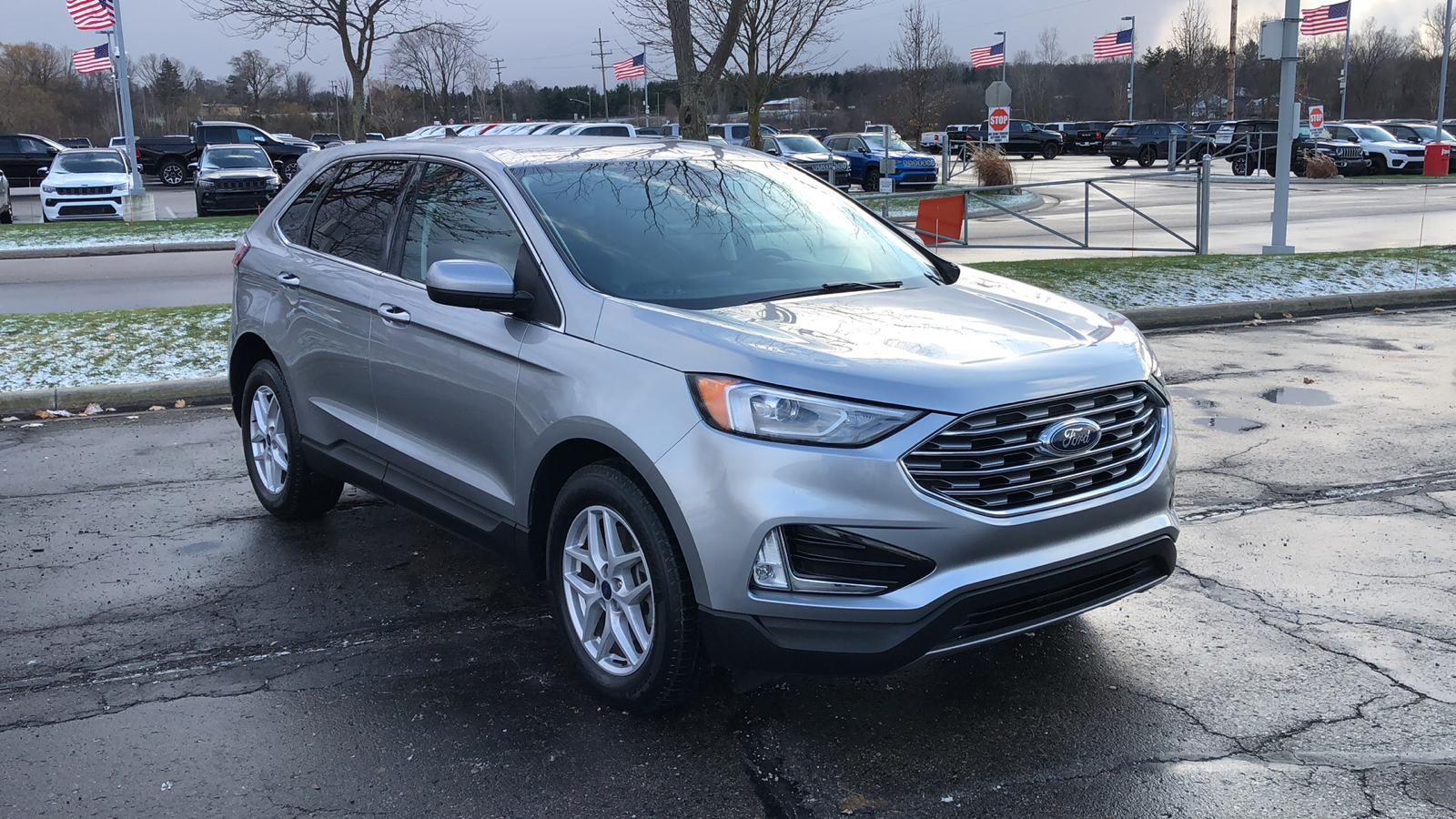 2022 Ford Edge SEL 8