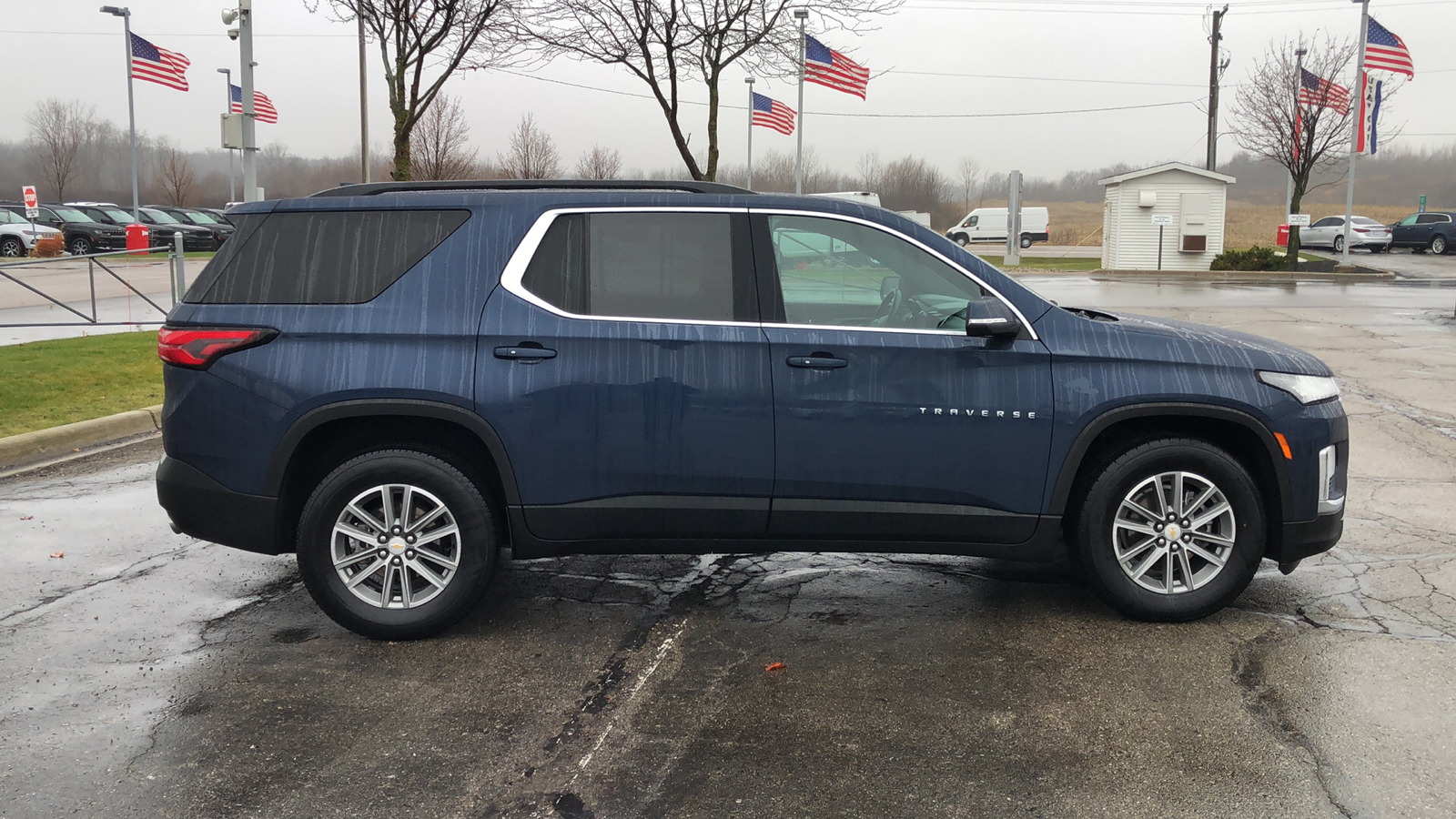 2023 Chevrolet Traverse LT 7