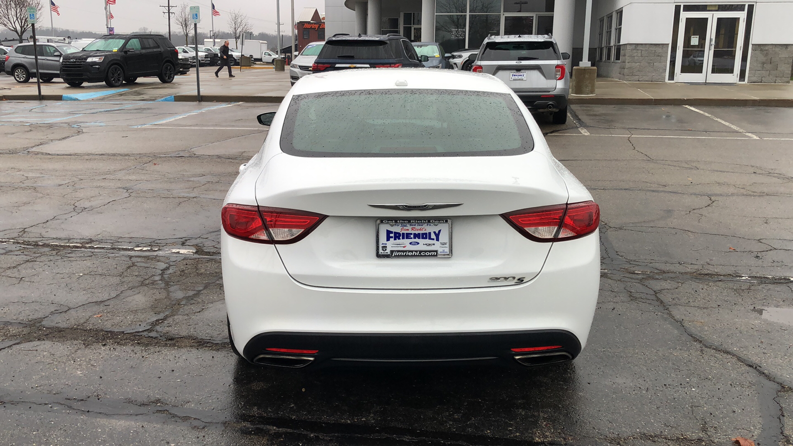 2015 Chrysler 200 S 5