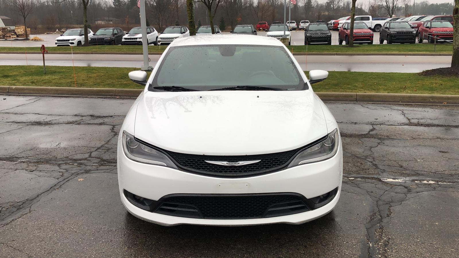 2015 Chrysler 200 S 9