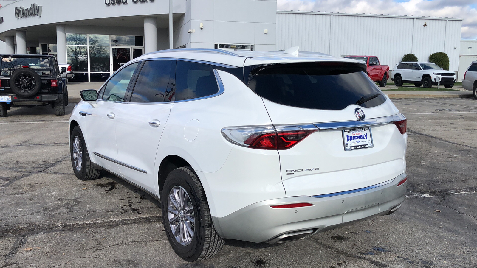 2024 Buick Enclave Essence 4