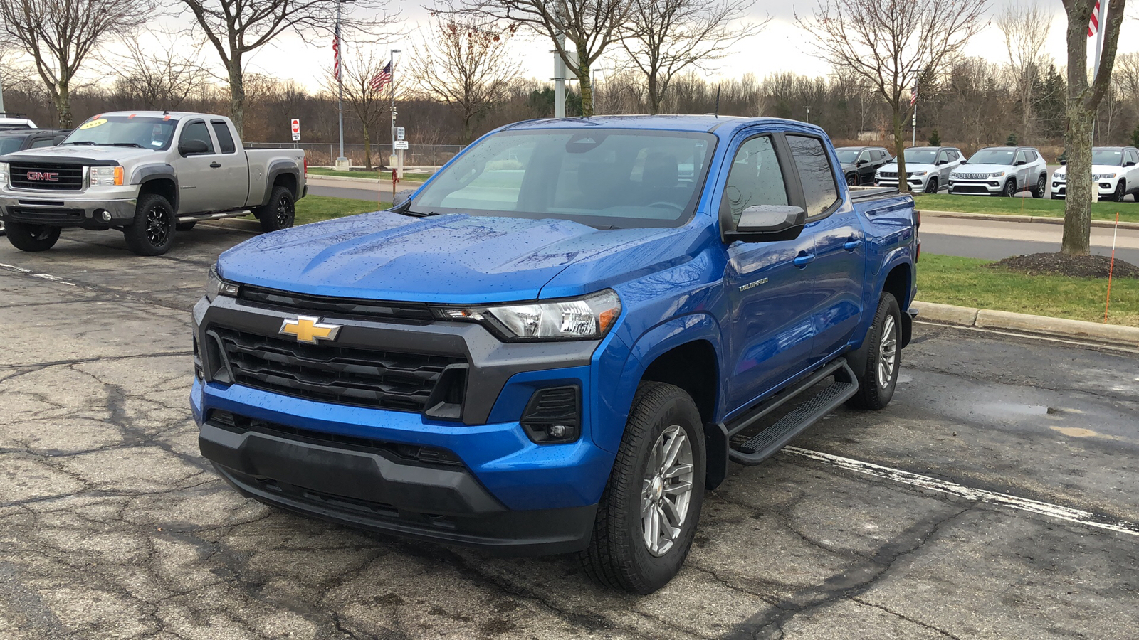 2023 Chevrolet Colorado LT 2