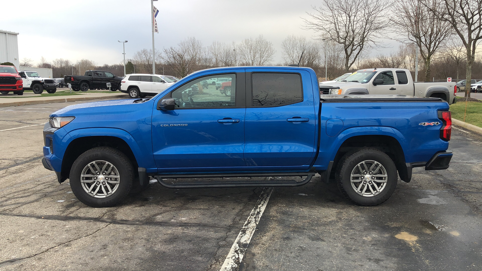 2023 Chevrolet Colorado LT 3